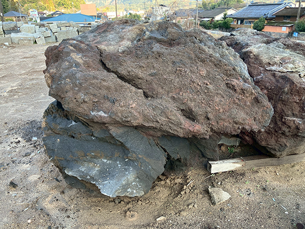 特大溶岩原石